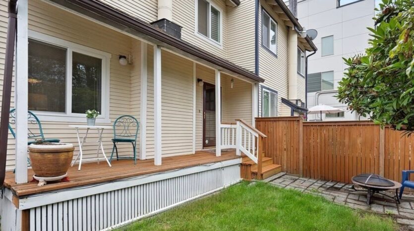 922 28th Ave S Unit C - Seattle - Washington - 3 bed, 1.5 bath rental property