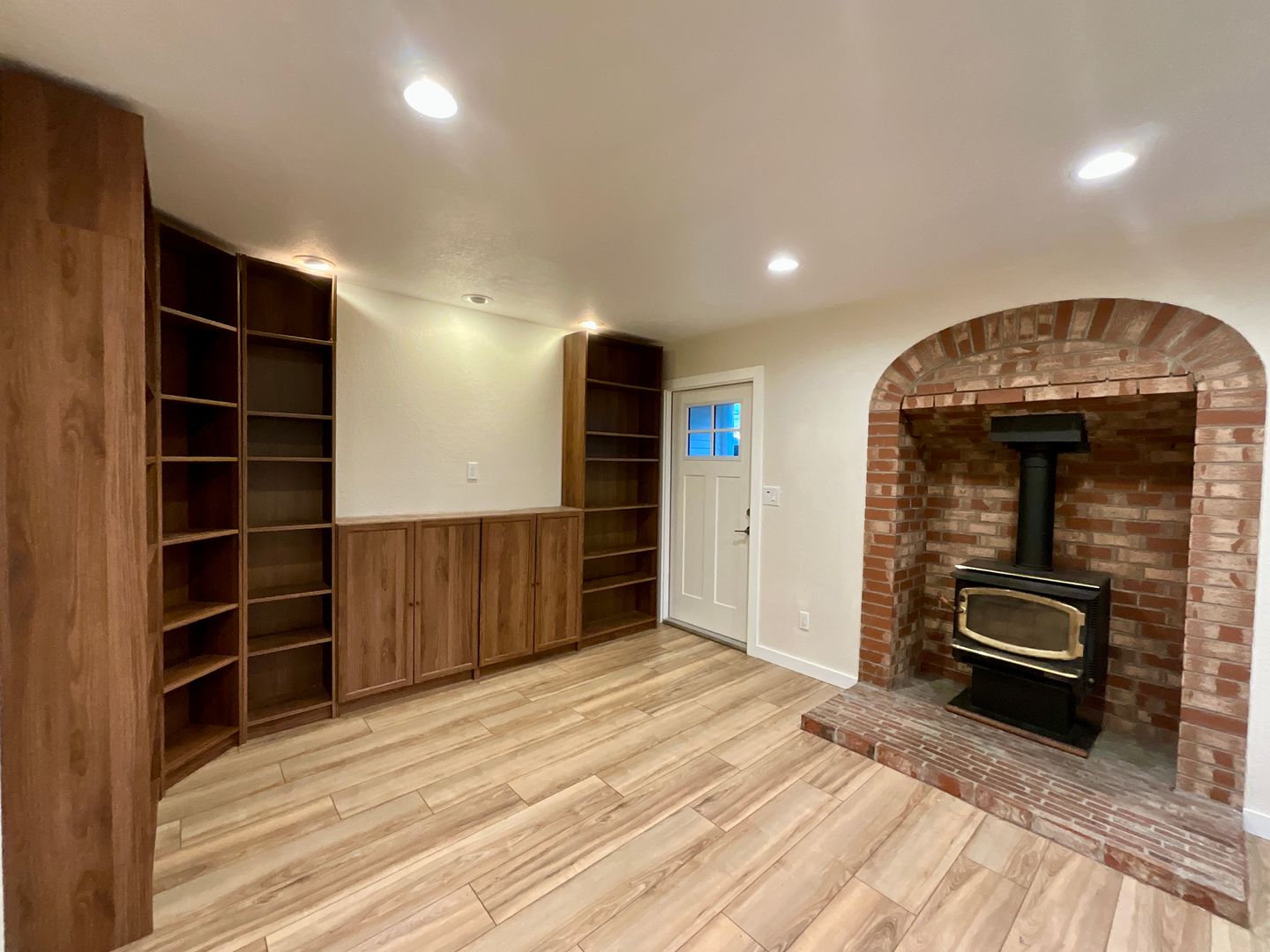 922 28th Ave S Unit C - Seattle - Washington - 3 bed, 1.5 bath rental property