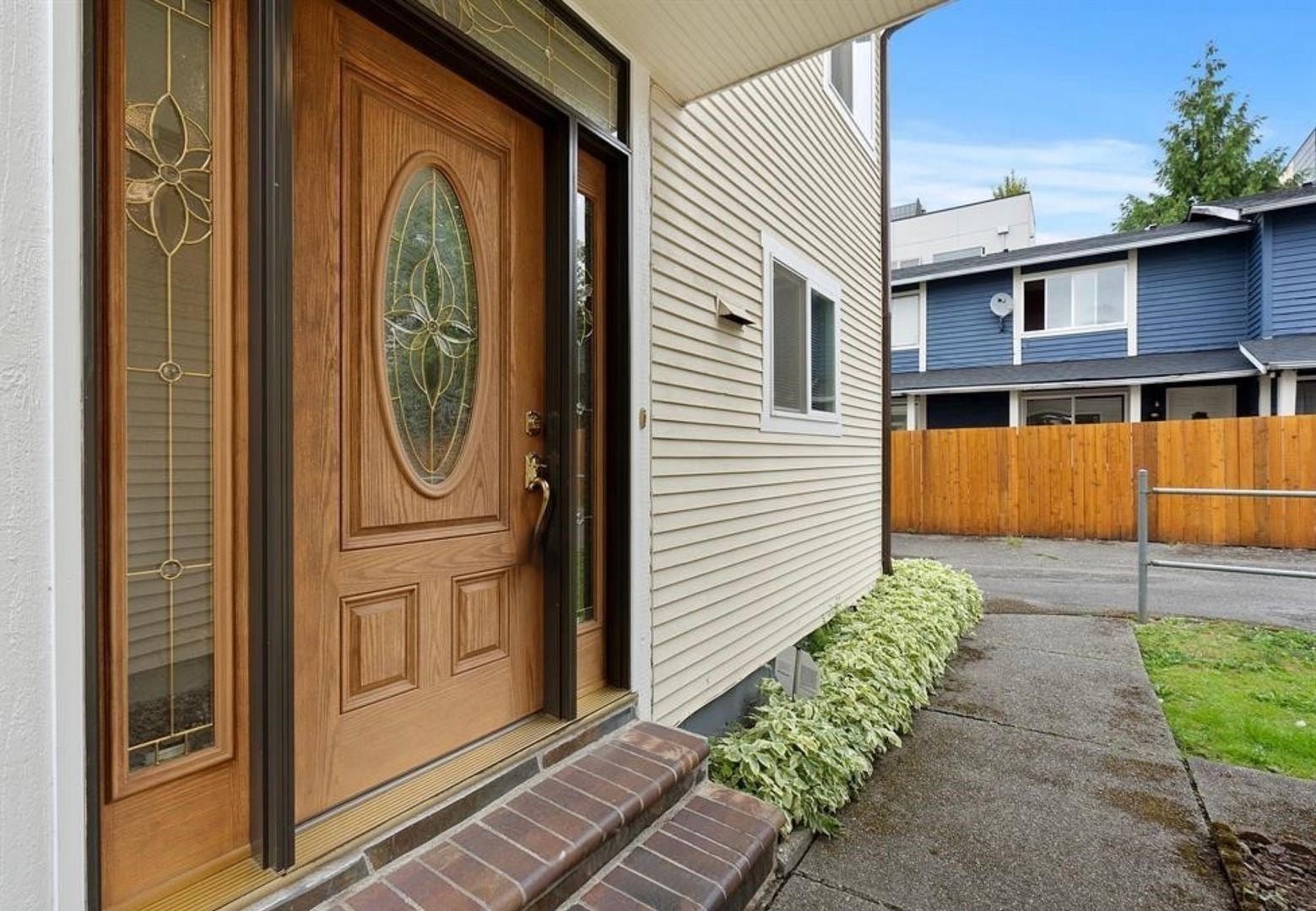 922 28th Ave S Unit C - Seattle - Washington - 3 bed, 1.5 bath rental property