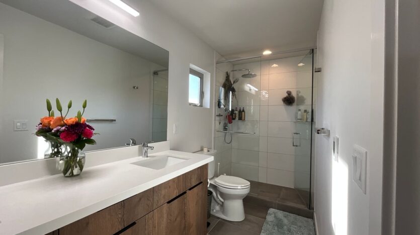 937 NW 56th St, Unit B - Seattle - Washington - 2 bed, 2 bath rental property