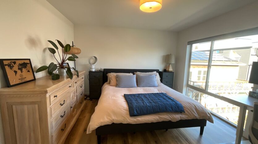 937 NW 56th St, Unit B - Seattle - Washington - 2 bed, 2 bath rental property