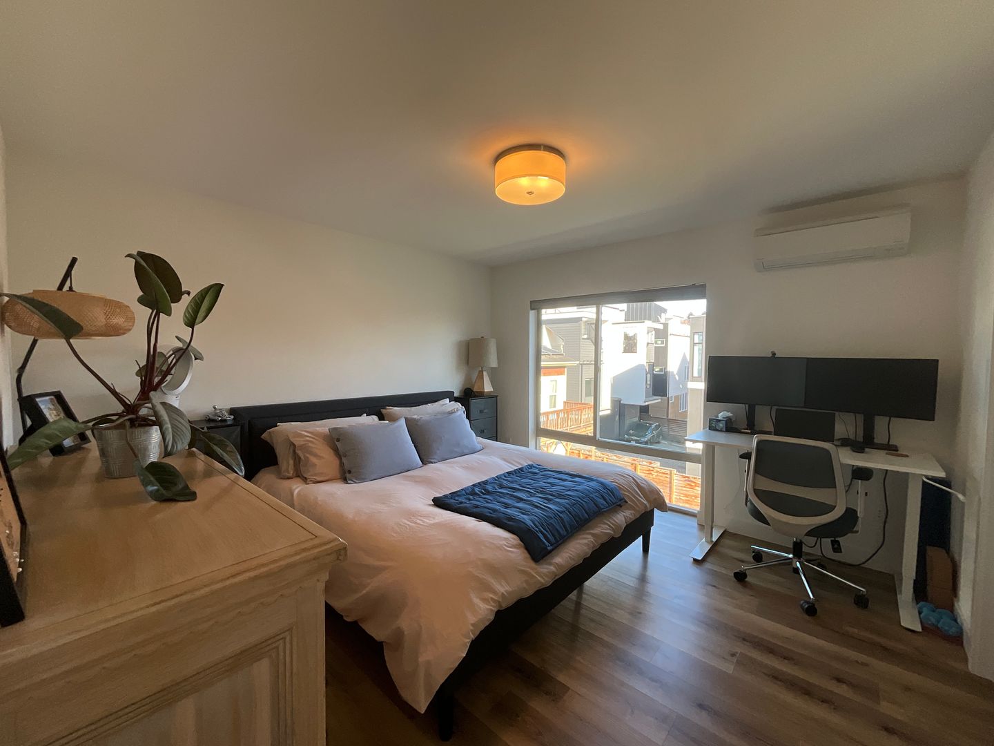 937 NW 56th St, Unit B - Seattle - Washington - 2 bed, 2 bath rental property