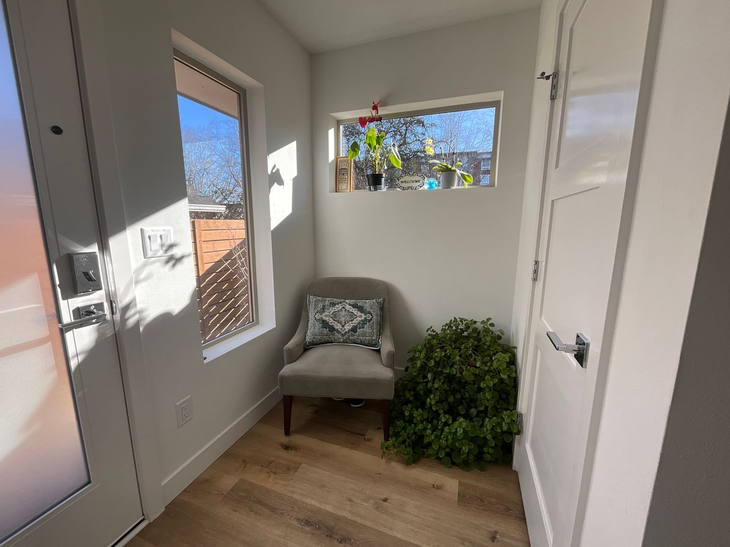 937 NW 56th St, Unit B - Seattle - Washington - 2 bed, 2 bath rental property