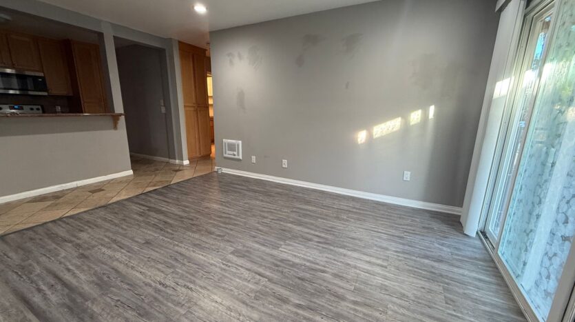 9860 Dale Avenue Unit B9 - Spring Valley - California - 1 bed, 1 bath rental property