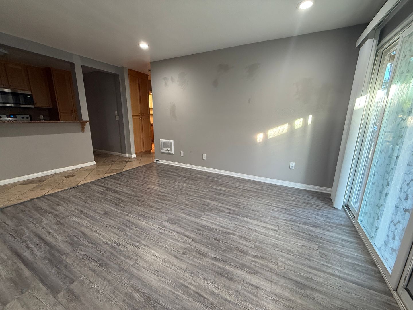 9860 Dale Avenue Unit B9 - Spring Valley - California - 1 bed, 1 bath rental property