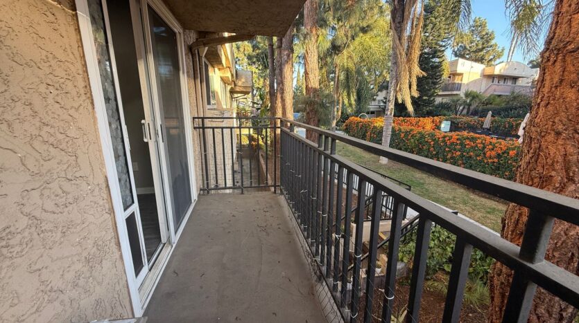 9860 Dale Avenue Unit B9 - Spring Valley - California - 1 bed, 1 bath rental property