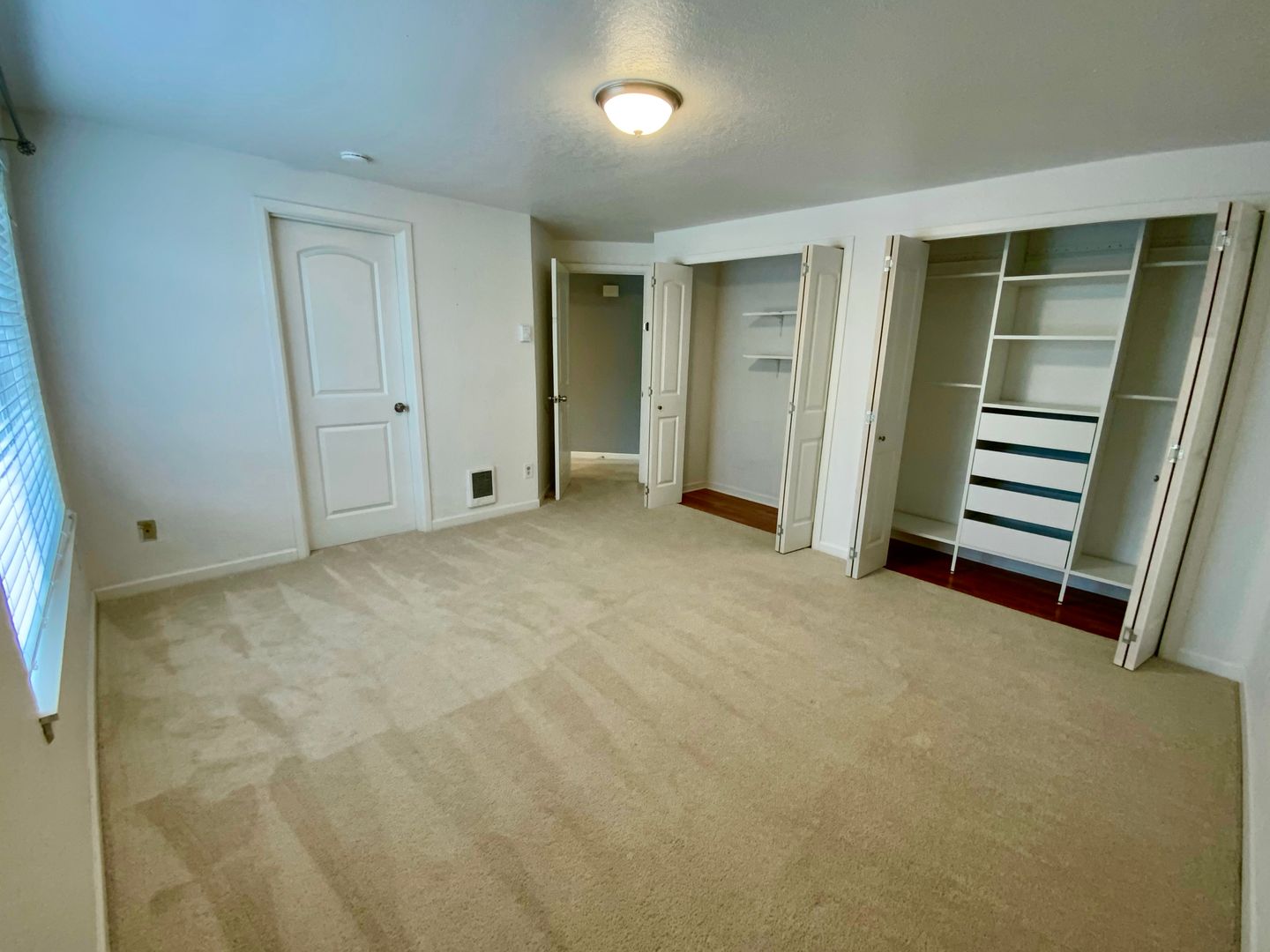 9917 Holly Dr B212 - Everett - Washington - 2 bed, 2 bath rental property