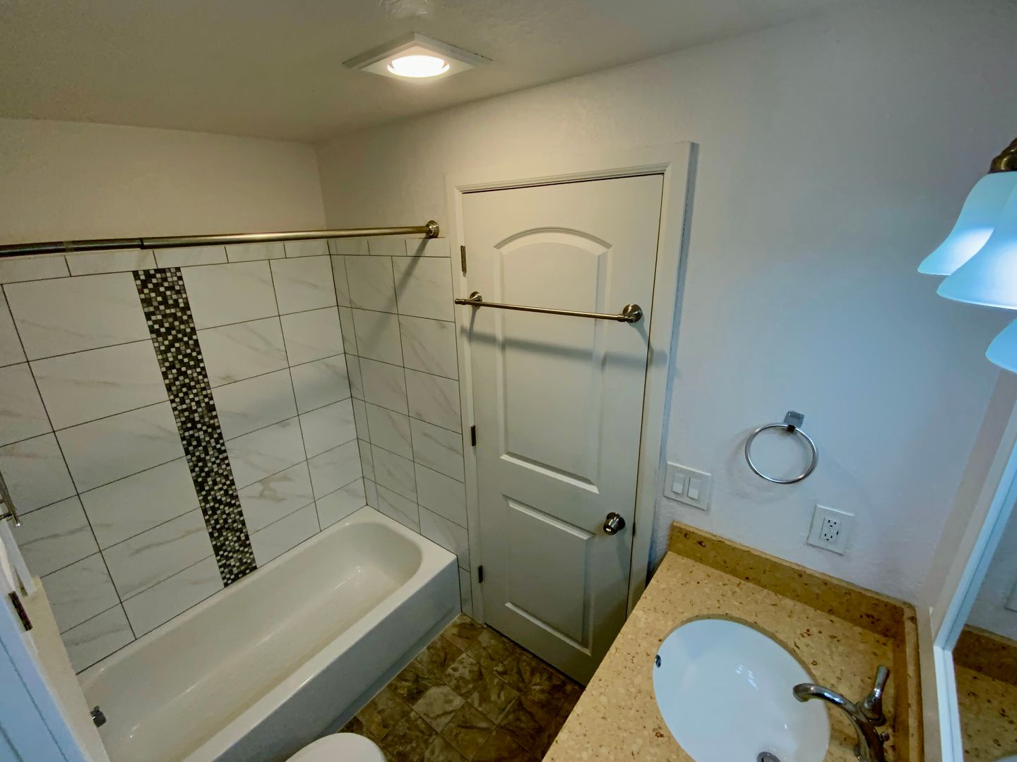 9917 Holly Dr B212 - Everett - Washington - 2 bed, 2 bath rental property