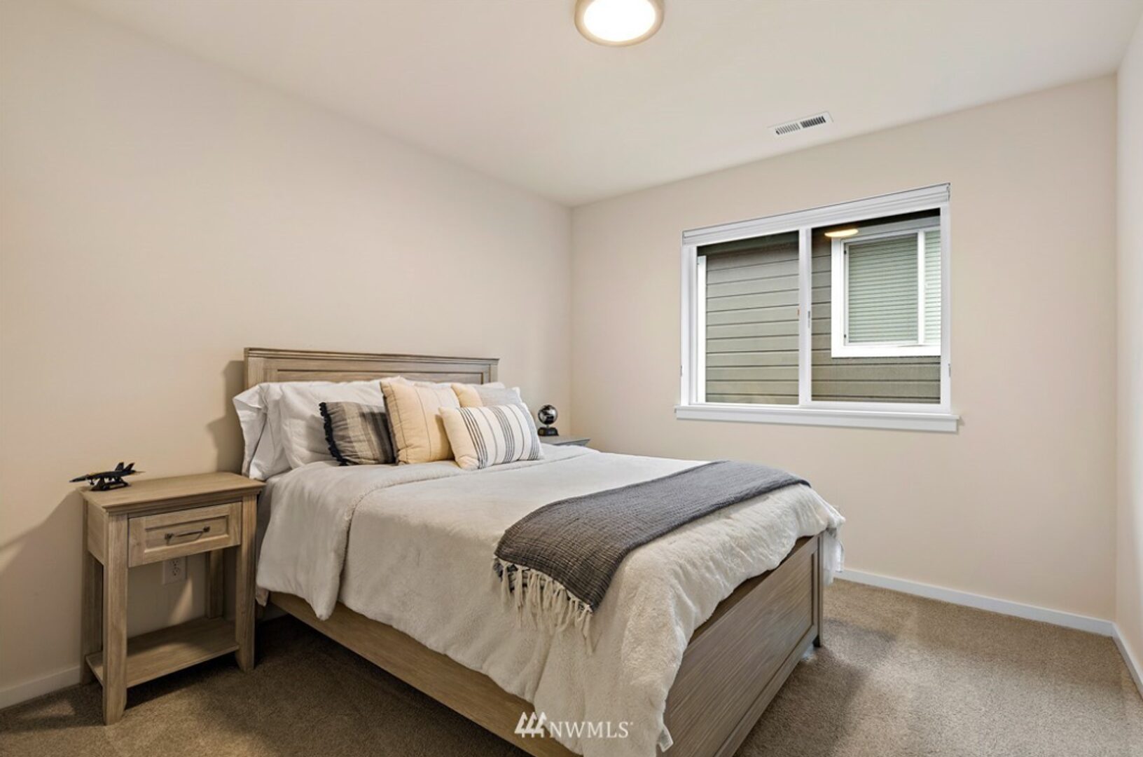 10125 21st St SE - Lake Stevens - Washington - 4 bed, 2.5 bath rental property