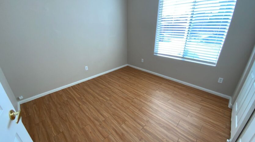 1022 Pecos River Ave - Henderson - Nevada - 3 bed, 2 bath rental property