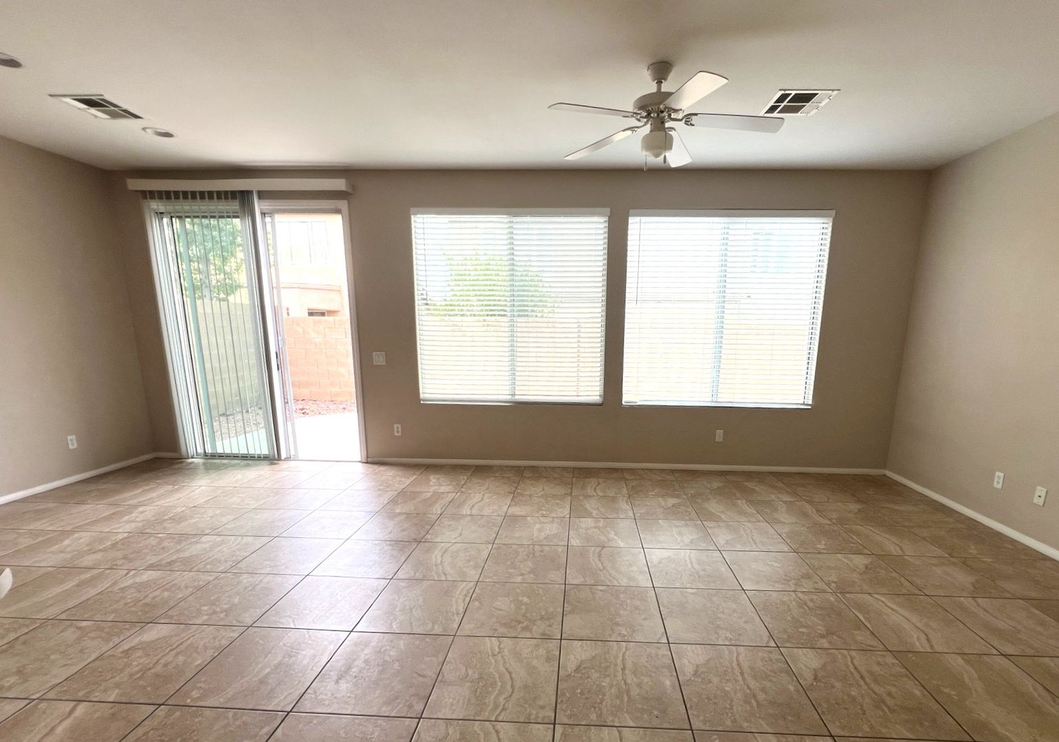 1022 Pecos River Ave - Henderson - Nevada - 3 bed, 2 bath rental property