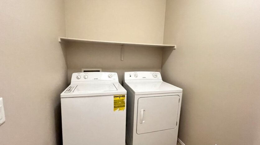 1022 Pecos River Ave - Henderson - Nevada - 3 bed, 2 bath rental property