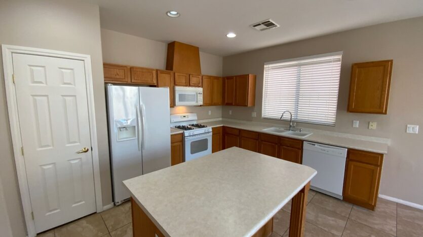 1022 Pecos River Ave - Henderson - Nevada - 3 bed, 2 bath rental property