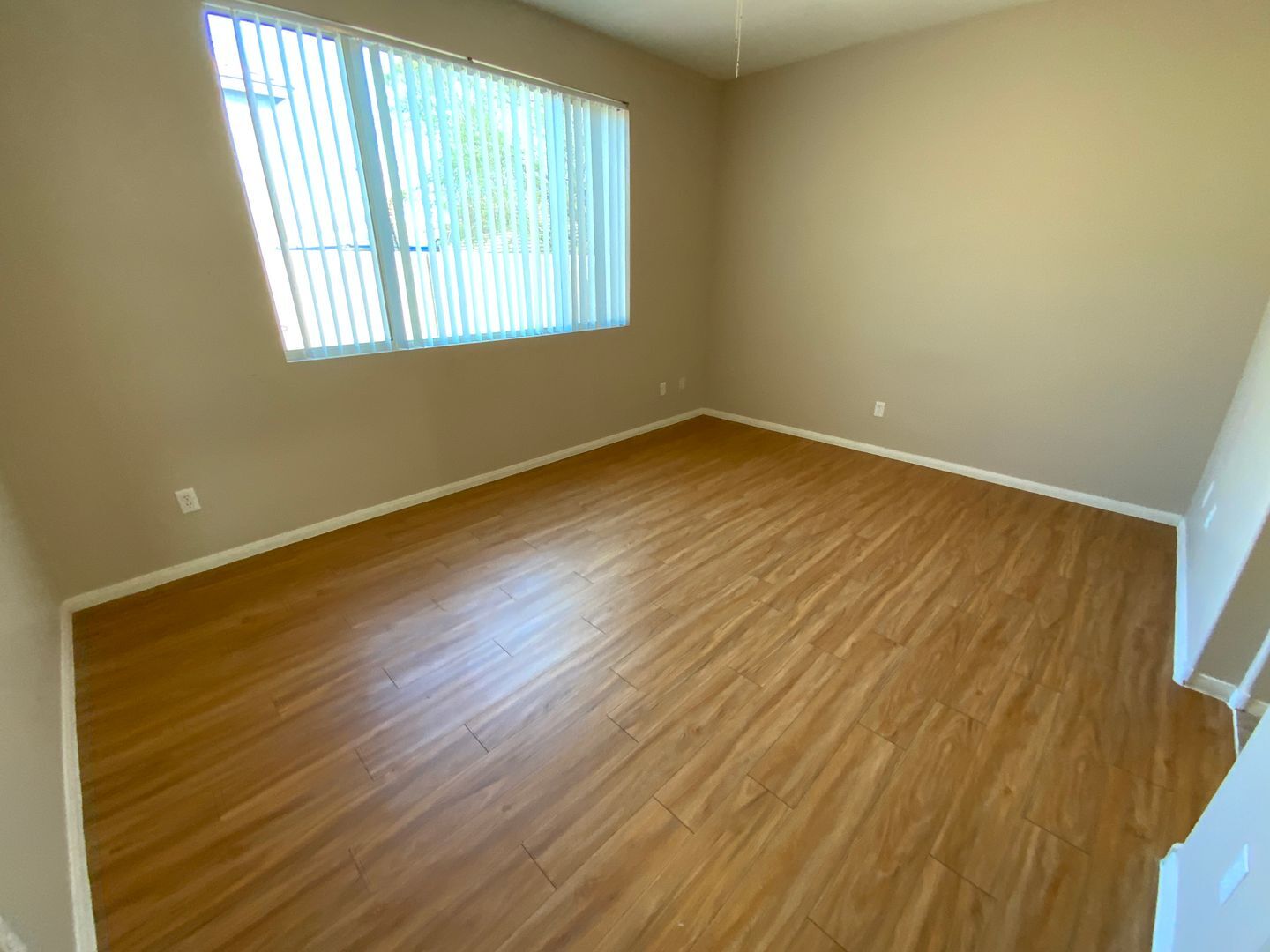 1022 Pecos River Ave - Henderson - Nevada - 3 bed, 2 bath rental property