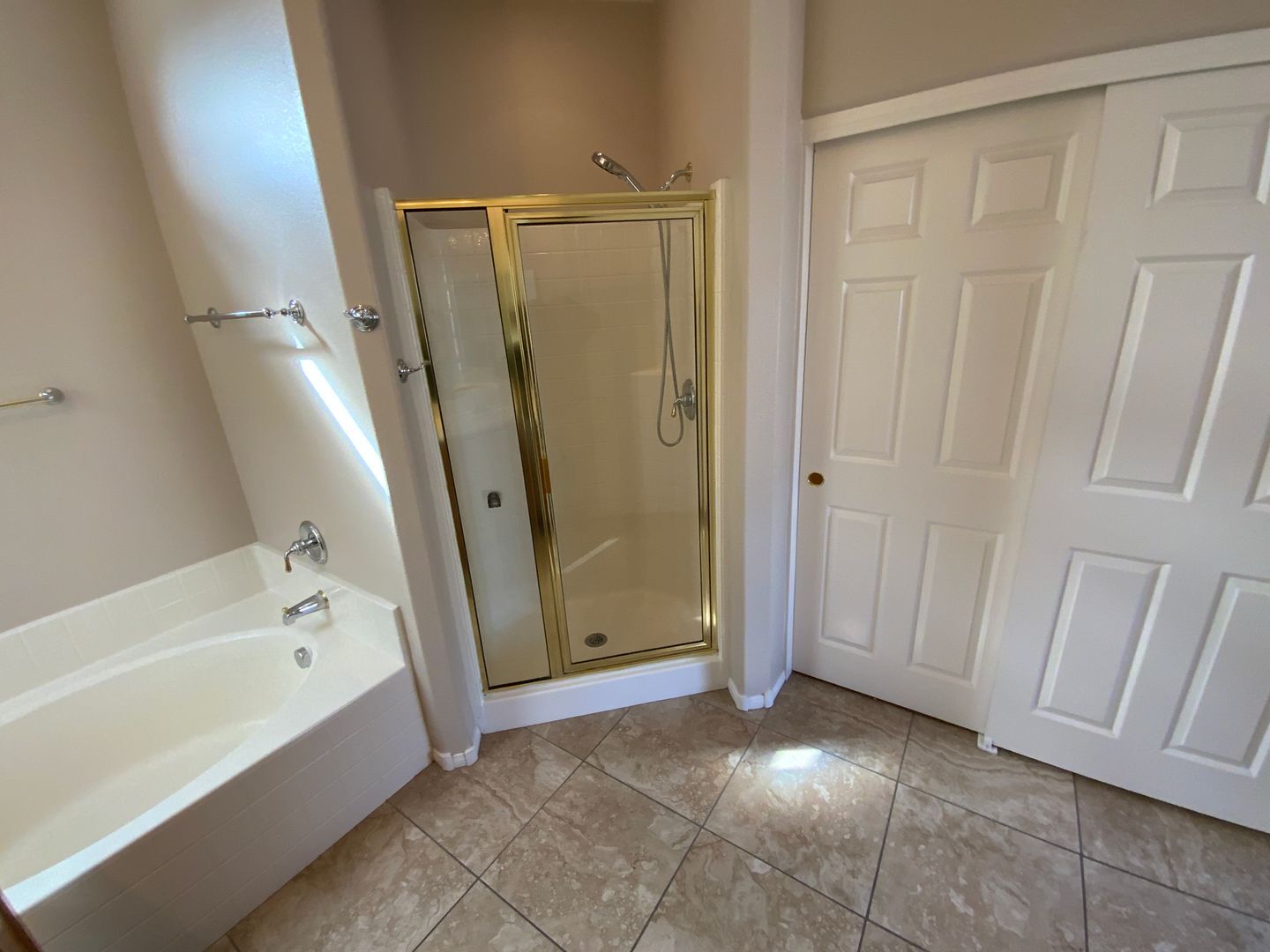 1022 Pecos River Ave - Henderson - Nevada - 3 bed, 2 bath rental property