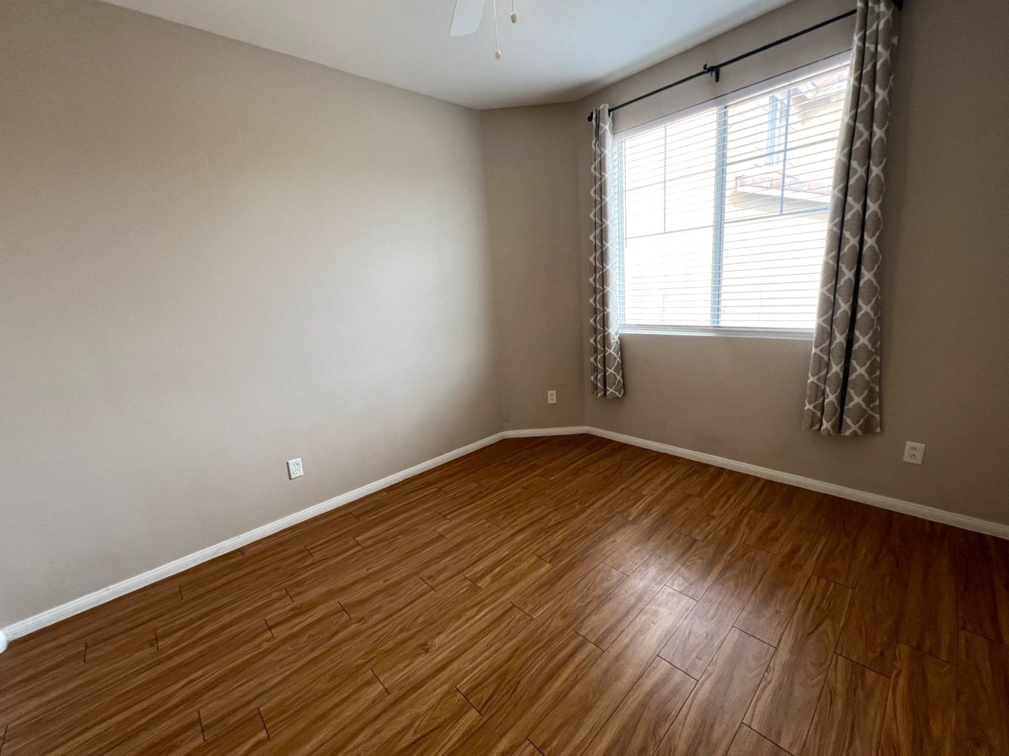 1022 Pecos River Ave - Henderson - Nevada - 3 bed, 2 bath rental property