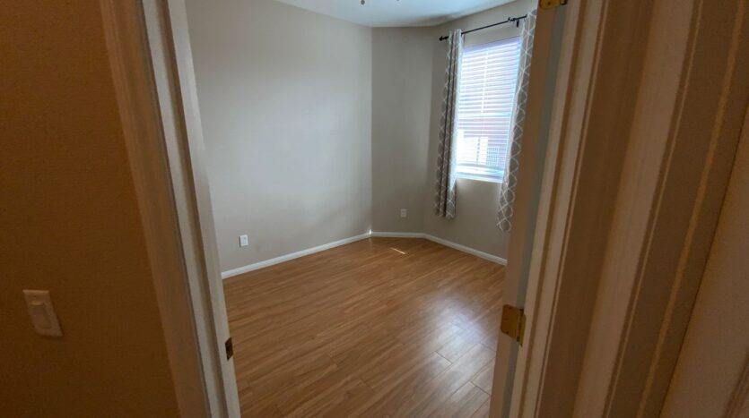 1022 Pecos River Ave - Henderson - Nevada - 3 bed, 2 bath rental property