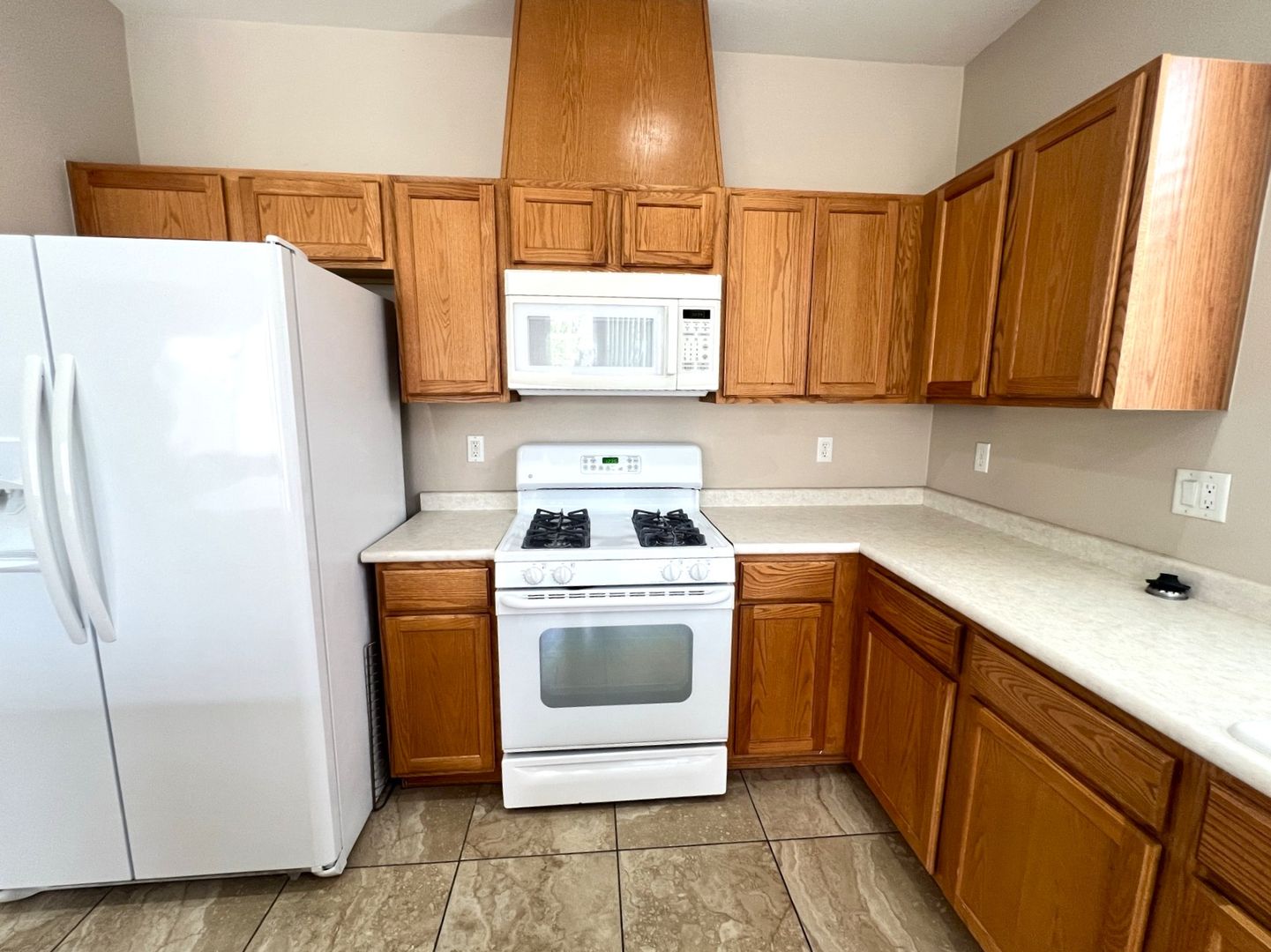 1022 Pecos River Ave - Henderson - Nevada - 3 bed, 2 bath rental property