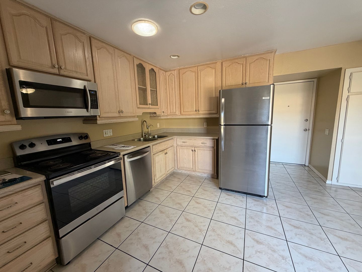 10513 Westonhill Drive - San Diego - California - 2 bed, 2 bath rental property