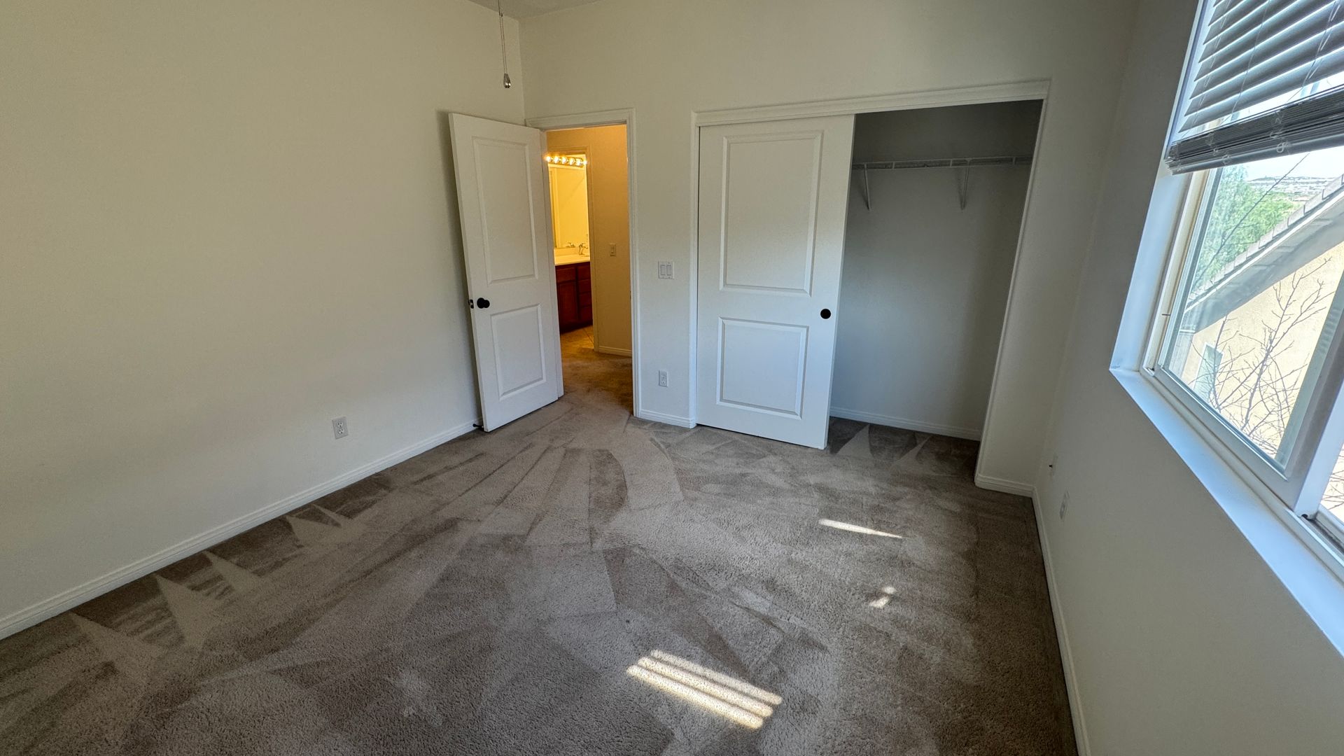 11074 Buttonbush Ct - Corona - California - 6 bed, 4.5 bath rental property