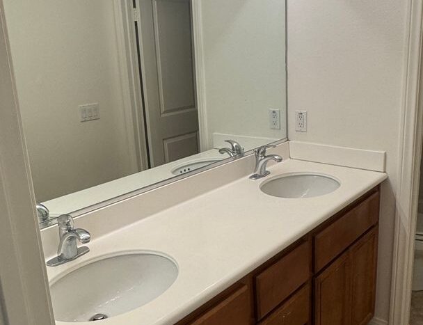 11074 Buttonbush Ct - Corona - California - 6 bed, 4.5 bath rental property