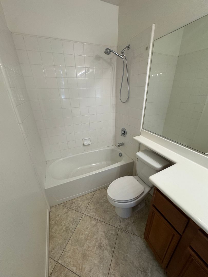 11074 Buttonbush Ct - Corona - California - 6 bed, 4.5 bath rental property