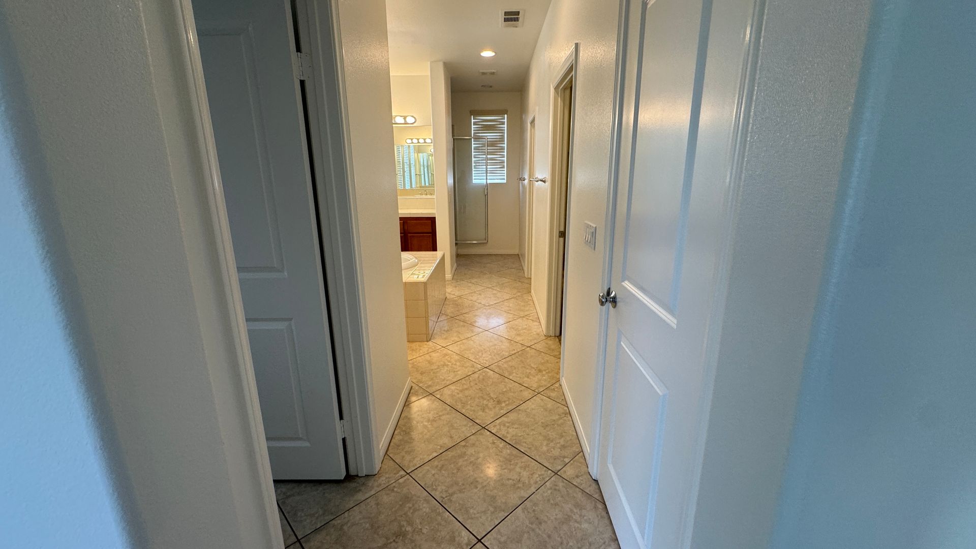 11074 Buttonbush Ct - Corona - California - 6 bed, 4.5 bath rental property