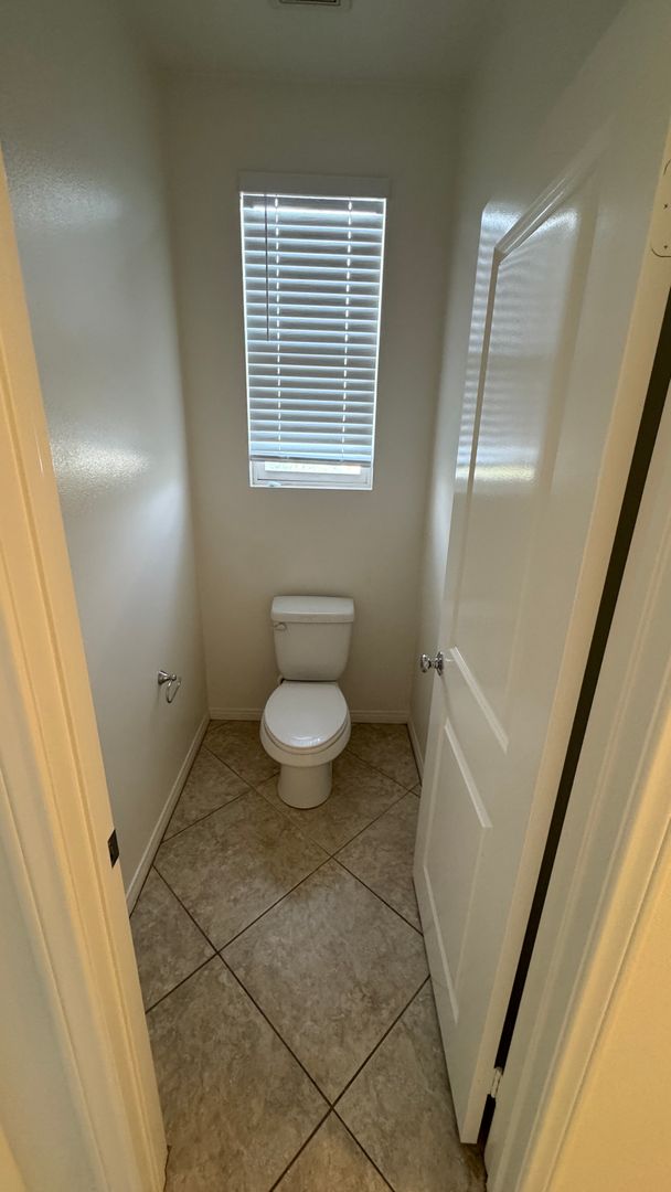 11074 Buttonbush Ct - Corona - California - 6 bed, 4.5 bath rental property