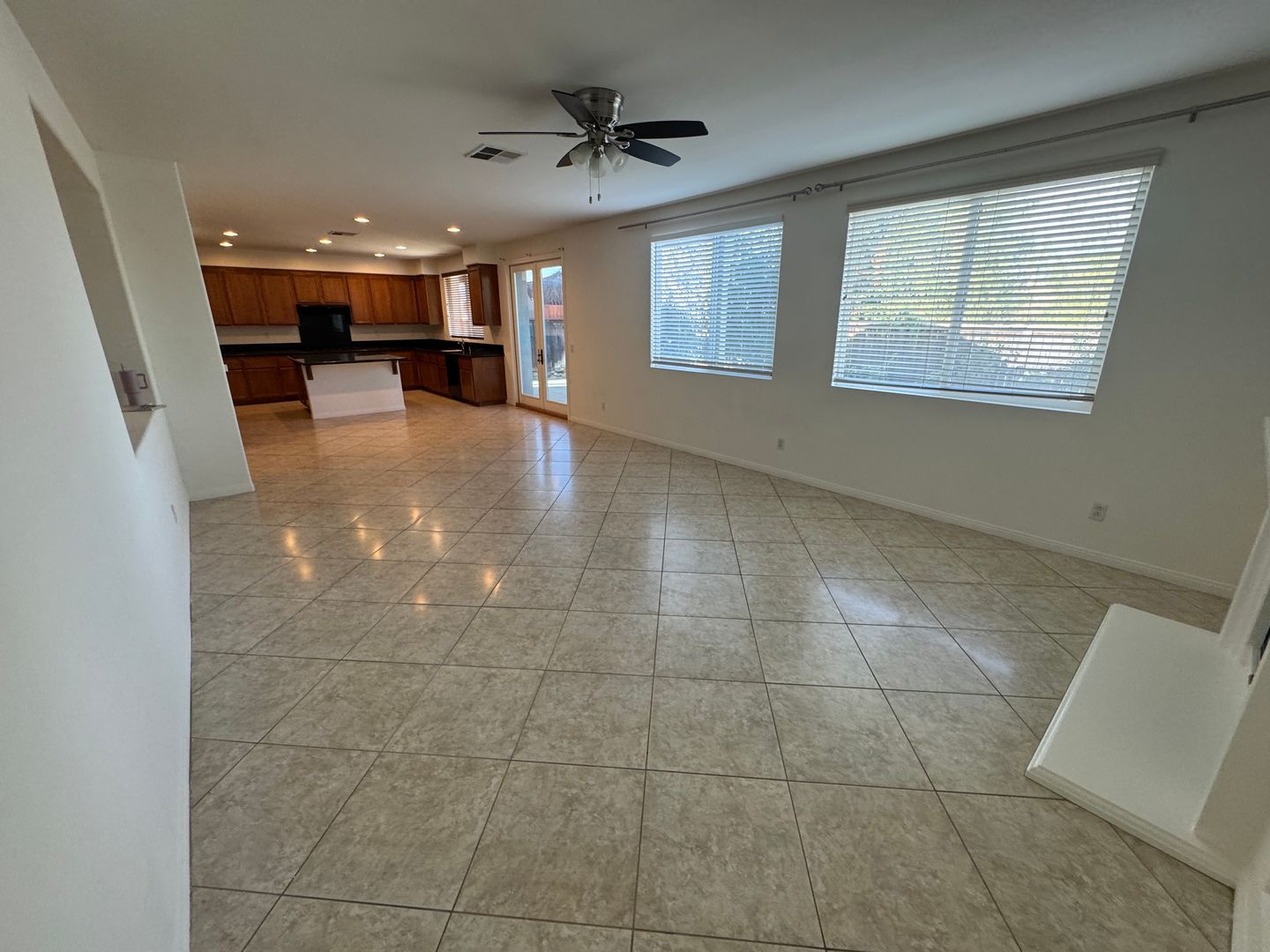 11074 Buttonbush Ct - Corona - California - 6 bed, 4.5 bath rental property