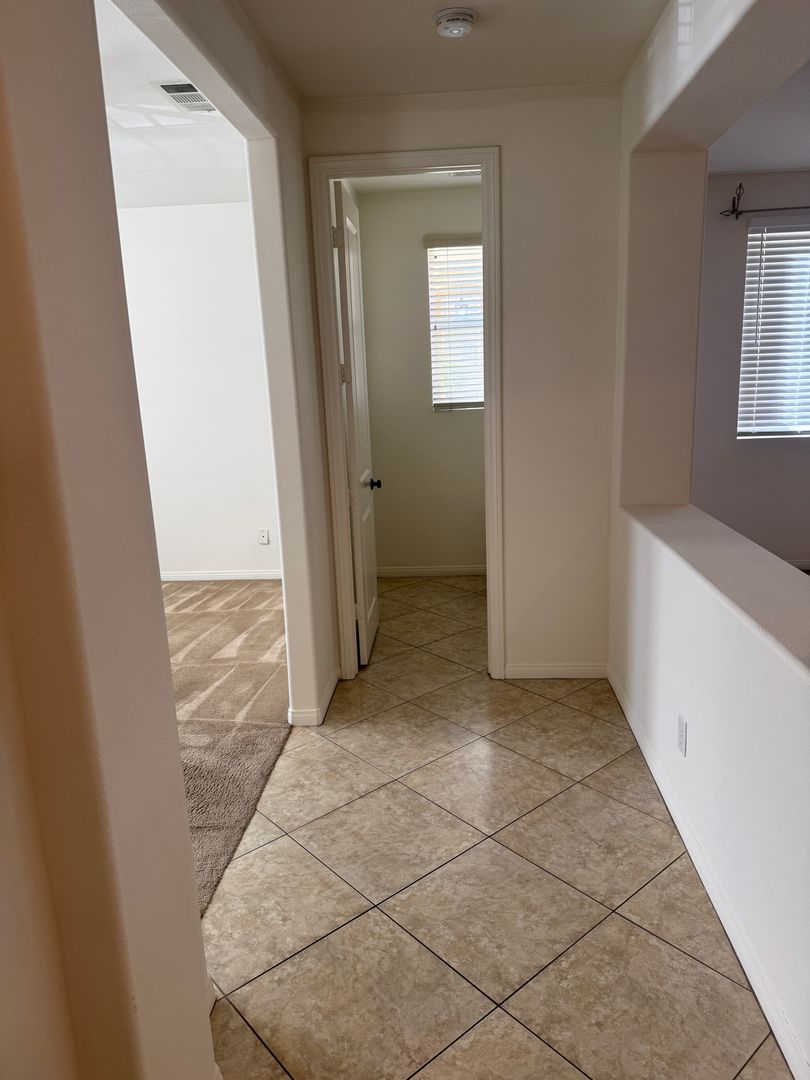 11074 Buttonbush Ct - Corona - California - 6 bed, 4.5 bath rental property