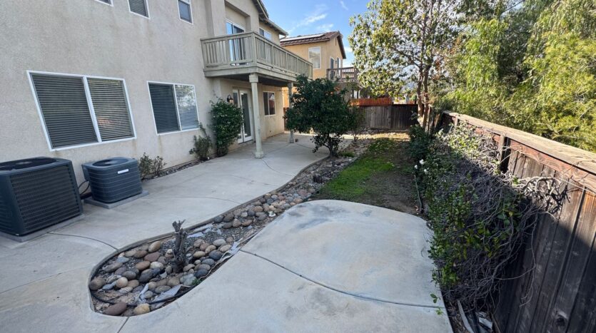 11074 Buttonbush Ct - Corona - California - 6 bed, 4.5 bath rental property