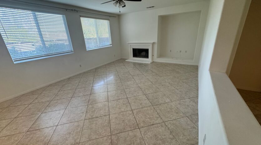 11074 Buttonbush Ct - Corona - California - 6 bed, 4.5 bath rental property