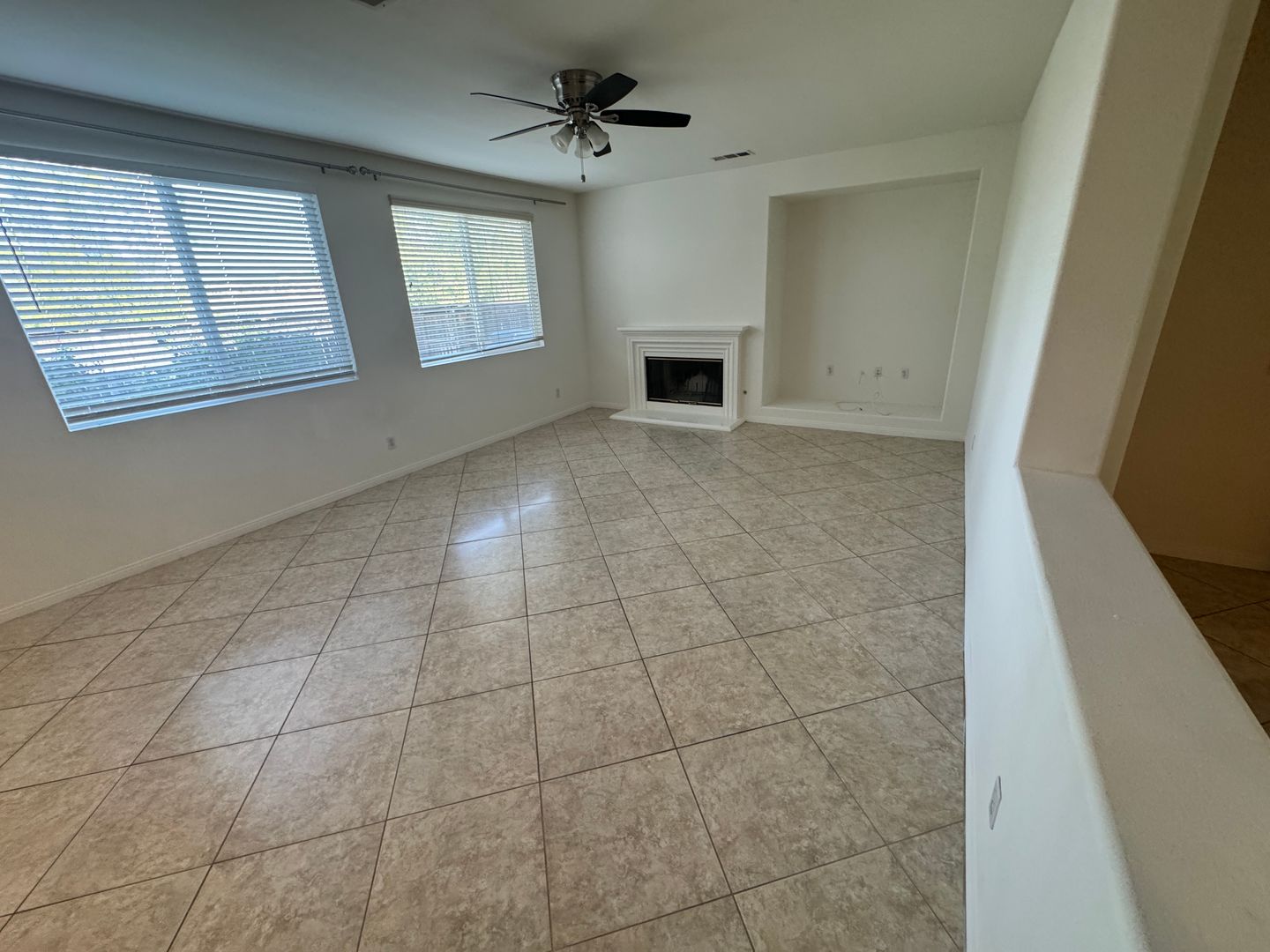 11074 Buttonbush Ct - Corona - California - 6 bed, 4.5 bath rental property