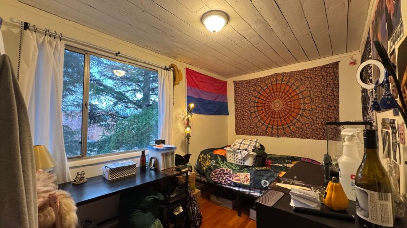 1108 12th Street - Bellingham - Washington - 5 bed, 1.5 bath rental property