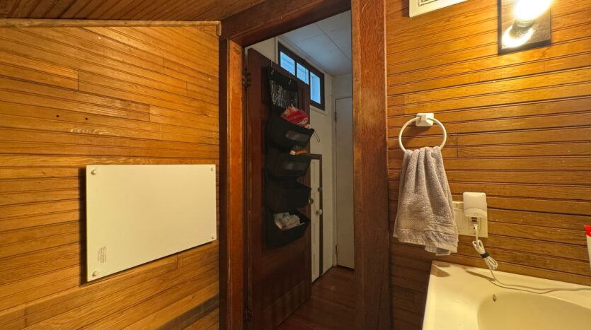 1108 12th Street - Bellingham - Washington - 5 bed, 1.5 bath rental property