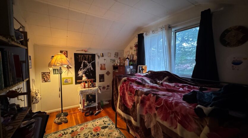 1108 12th Street - Bellingham - Washington - 5 bed, 1.5 bath rental property