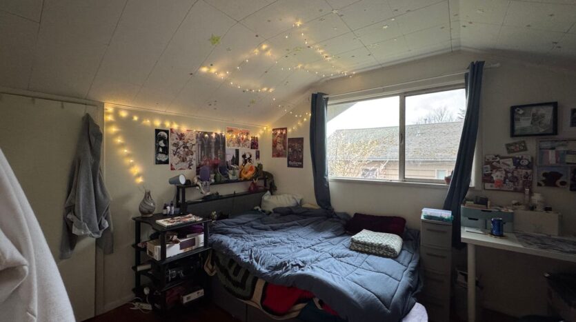 1108 12th Street - Bellingham - Washington - 5 bed, 1.5 bath rental property