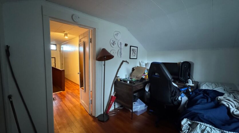 1108 12th Street - Bellingham - Washington - 5 bed, 1.5 bath rental property