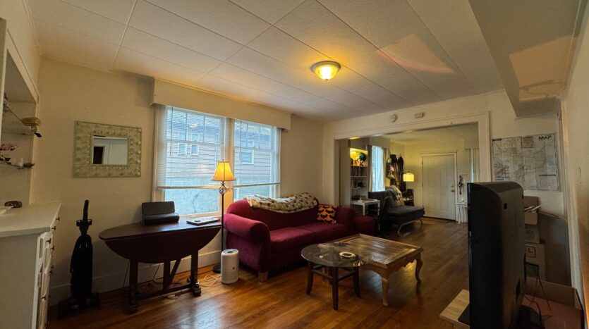 1108 12th Street - Bellingham - Washington - 5 bed, 1.5 bath rental property