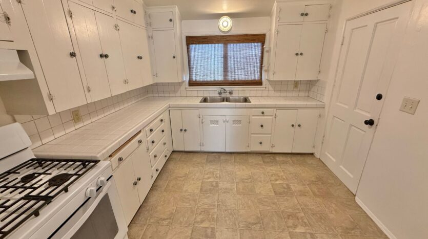 116 Avenida Santa Margarita - San Clemente - California - 3 bed, 1 bath rental property