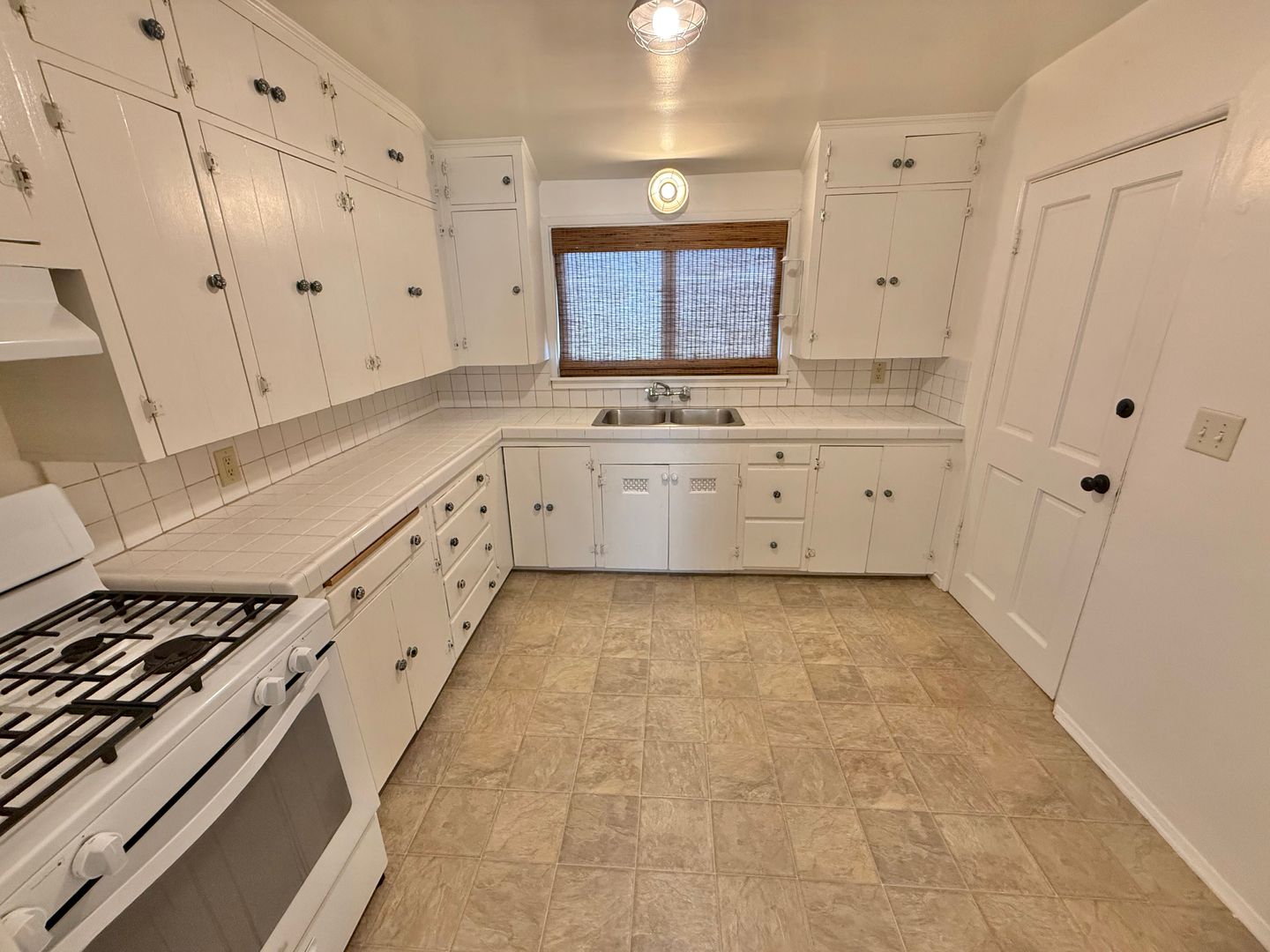 116 Avenida Santa Margarita - San Clemente - California - 3 bed, 1 bath rental property