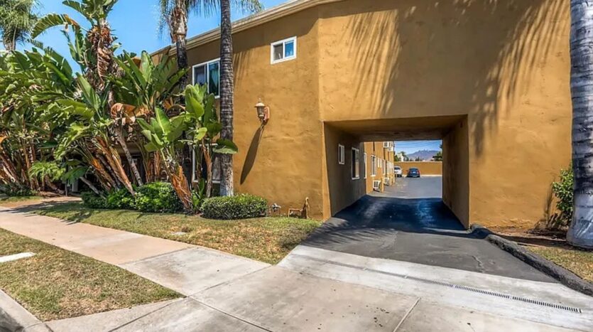 1160 E Lexington Ave #16 - El Cajon - California - 1 bath rental property