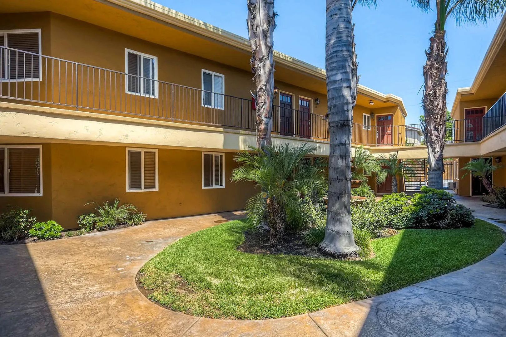 1160 E Lexington Ave #16 - El Cajon - California - 1 bath rental property