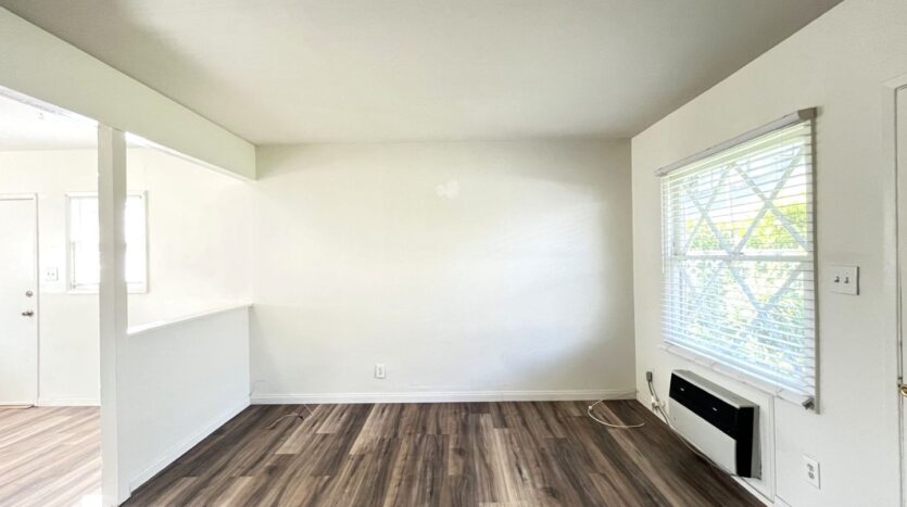 118 W. 3rd Street - San Dimas - California - 1 bath rental property