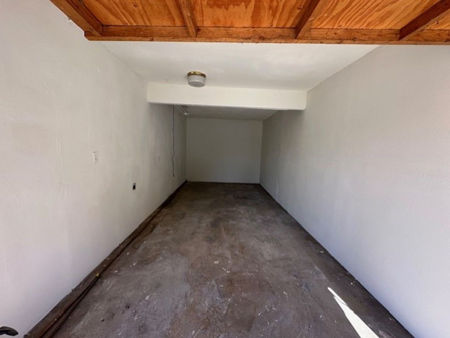 118 W. 3rd Street - San Dimas - California - 1 bath rental property