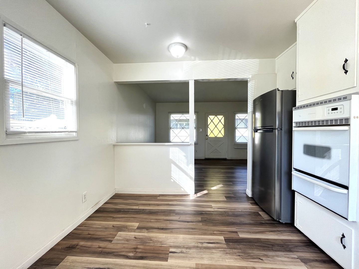 118 W. 3rd Street - San Dimas - California - 1 bath rental property