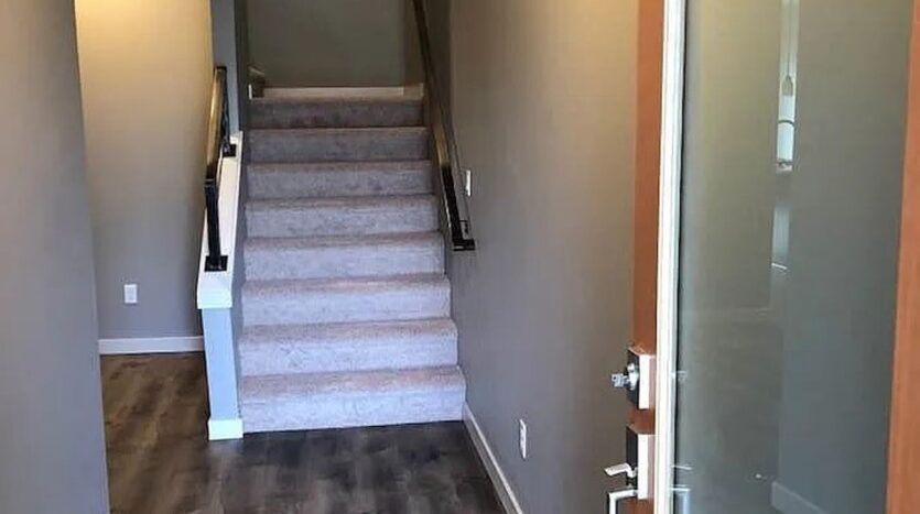 12207 NE 116th St - Vancouver - Washington - 3 bed, 2.5 bath rental property