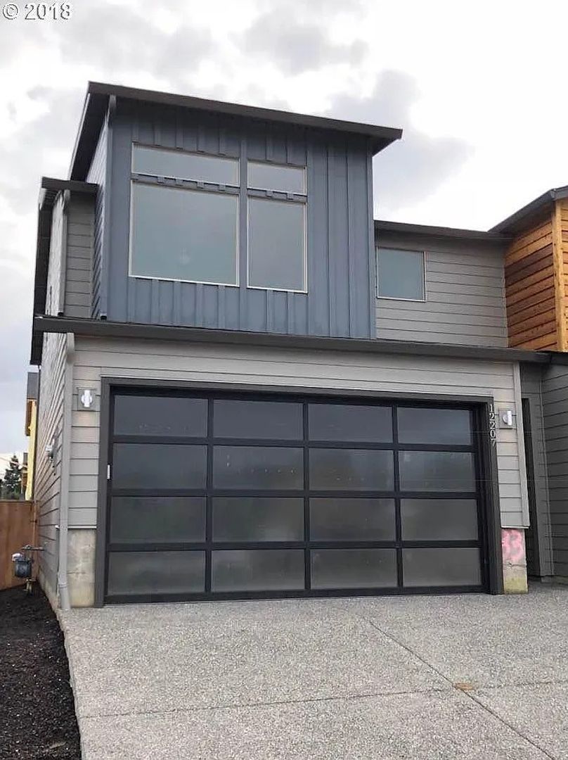 12207 NE 116th St - Vancouver - Washington - 3 bed, 2.5 bath rental property