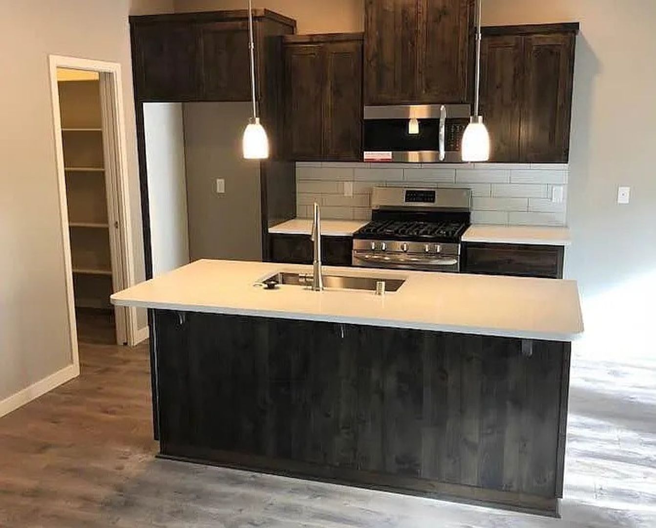 12207 NE 116th St - Vancouver - Washington - 3 bed, 2.5 bath rental property