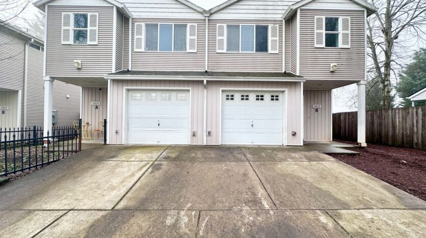 12623 SE Division St. #B - Portland - Oregon - 3 bed, 2.5 bath rental property